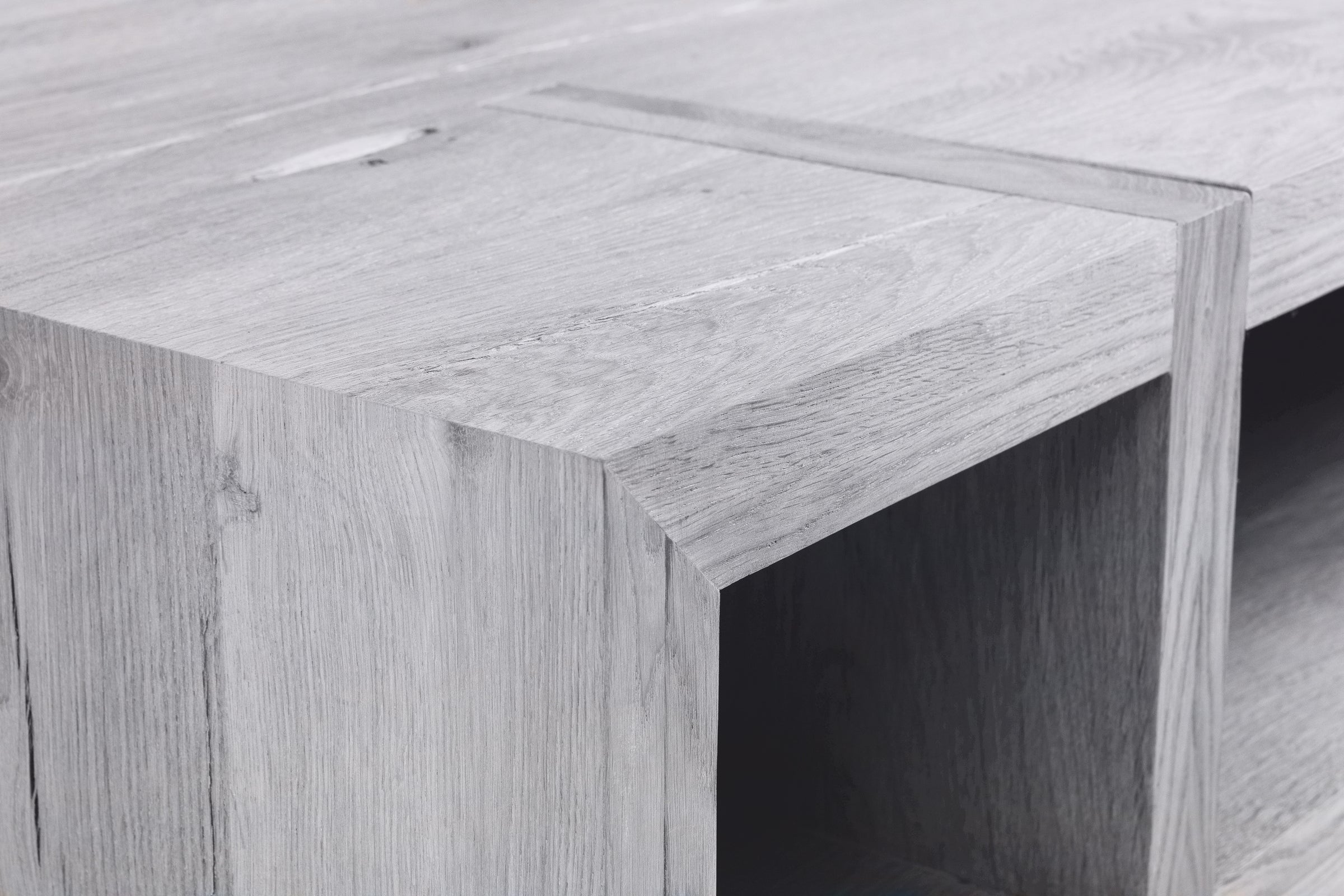 Stan Coffee Table