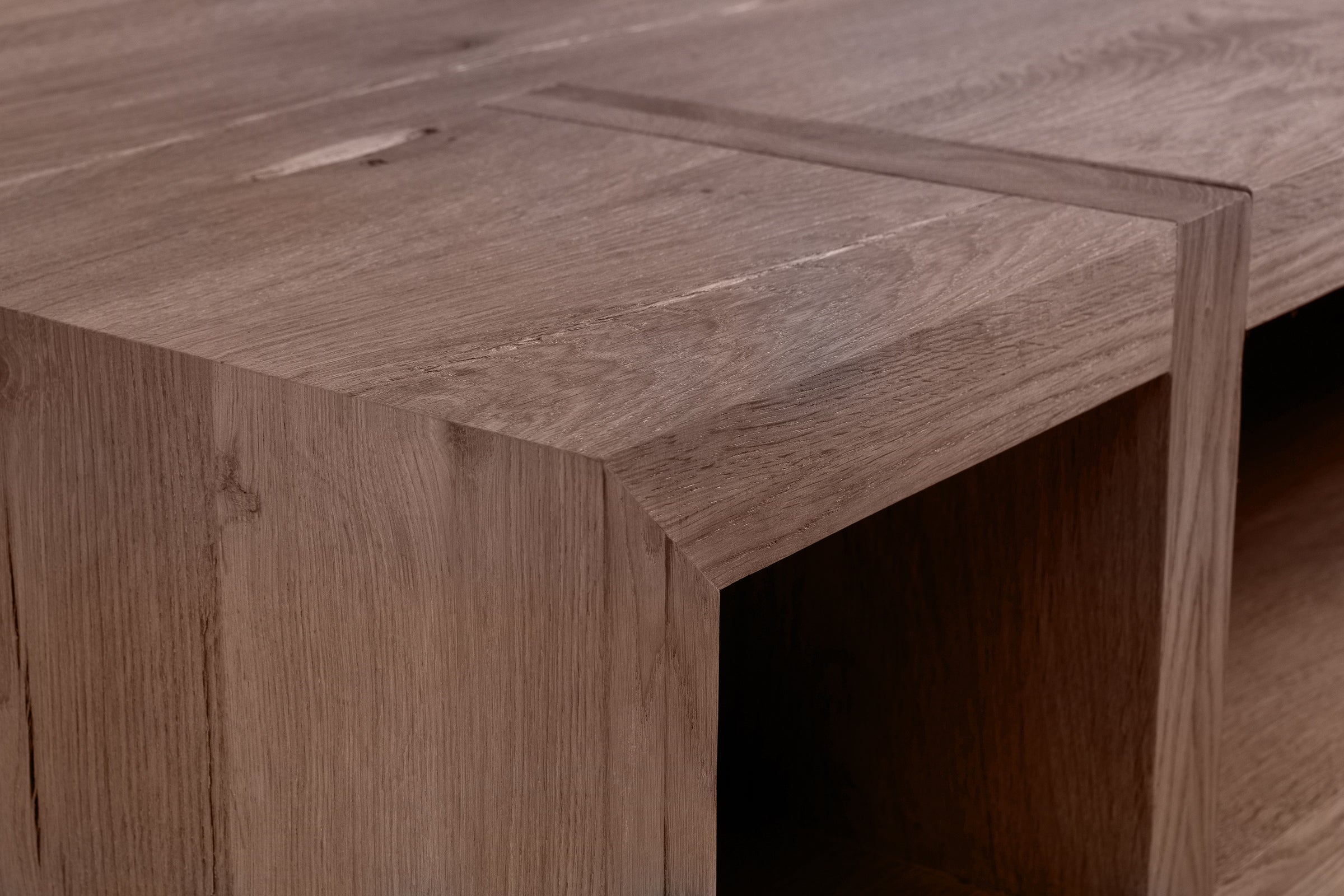 Stan Coffee Table