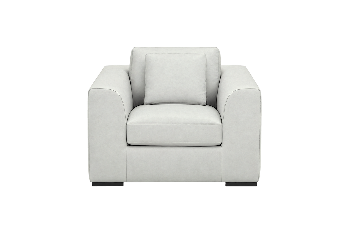 Caro Armchair in Felix Milky