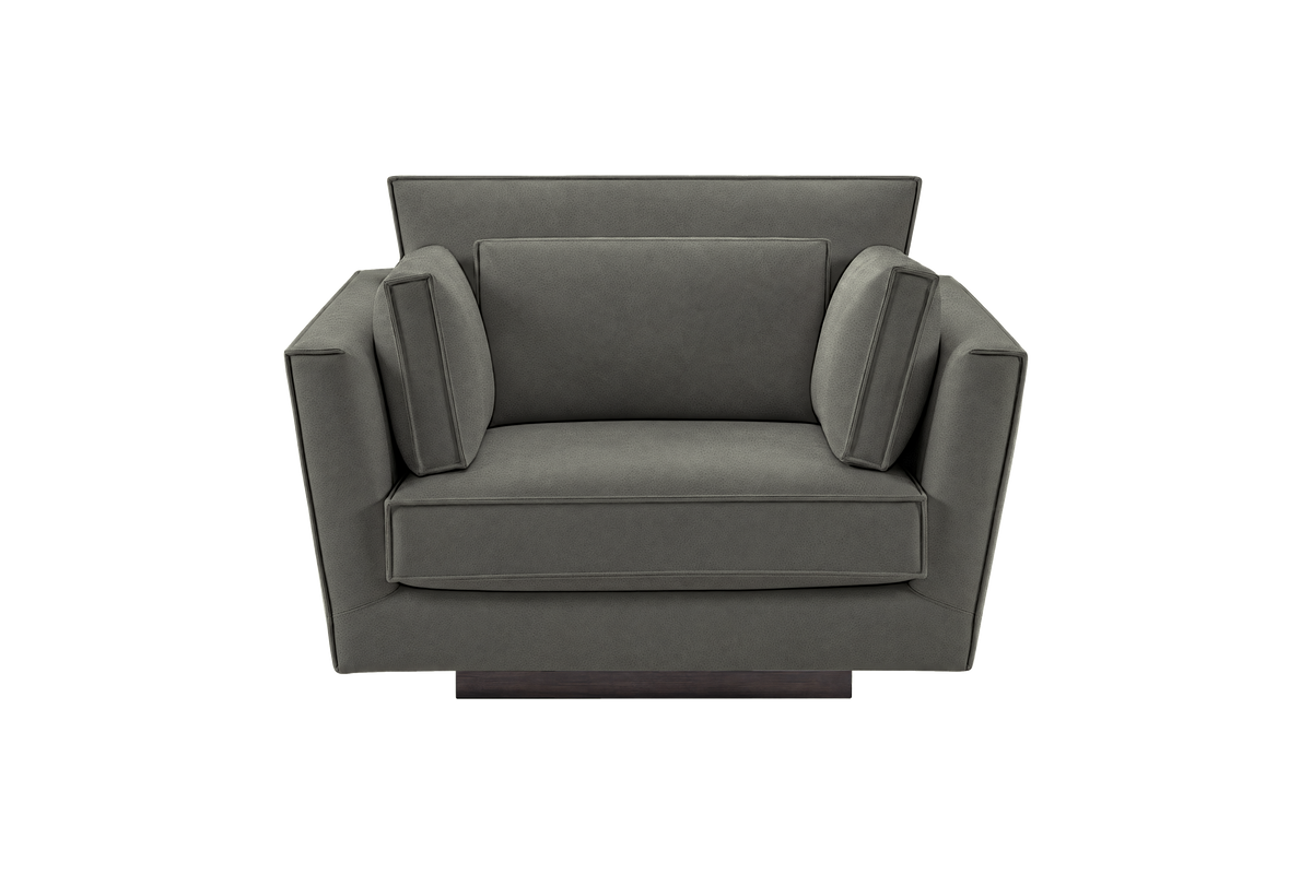 Stanley Armchair in Felix Lola