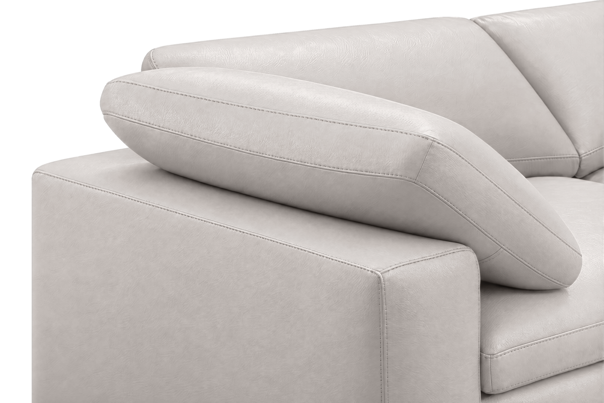 Goodman Mini Right Sectional in Momo Milky