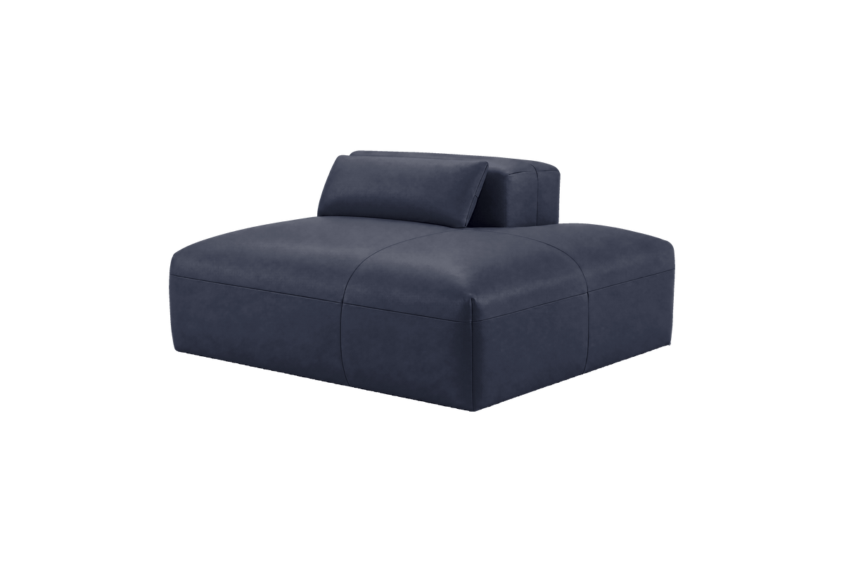 Jasmine Chaise Right in Momo Midnight