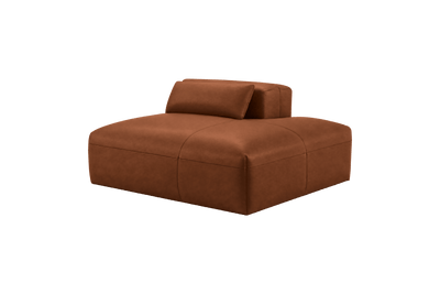 Jasmine Chaise Right in Momo Porto