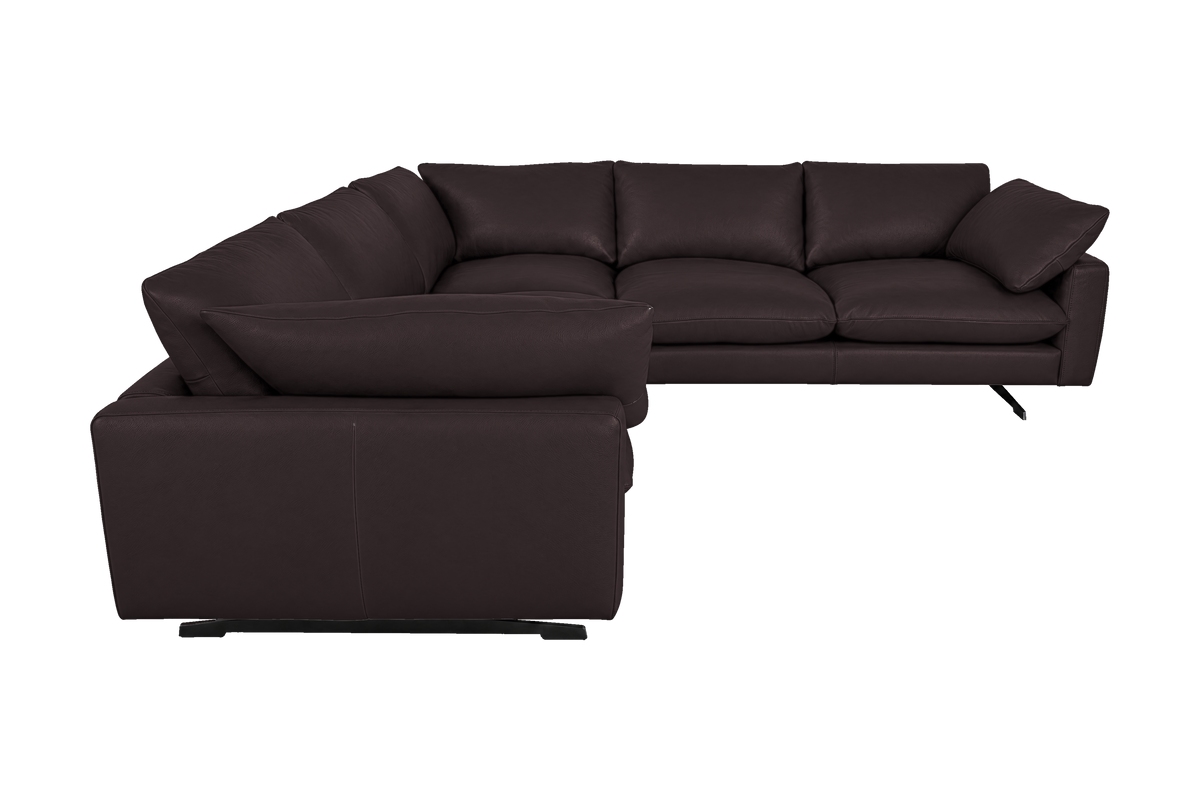 Oliver Sectional in Momo Rollie