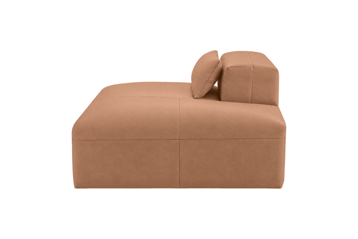 Jasmine Chaise Right in Momo Camel
