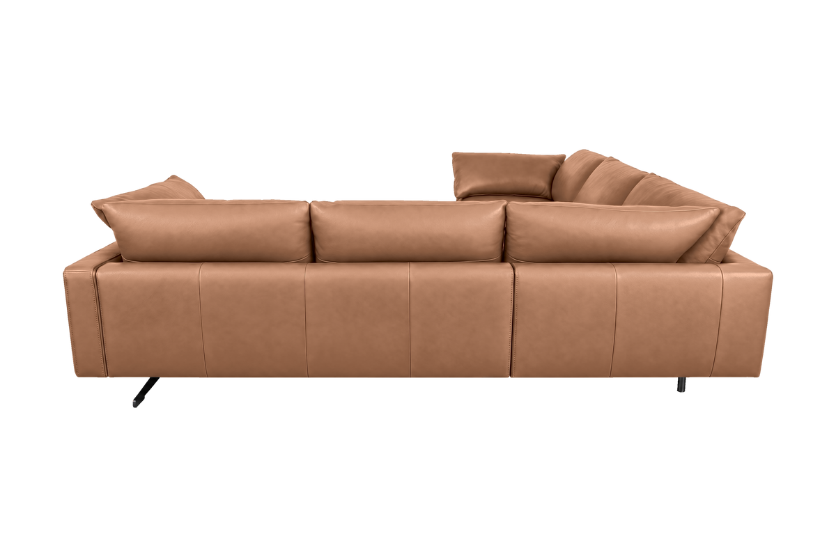 Oliver Sectional in Momo Camel