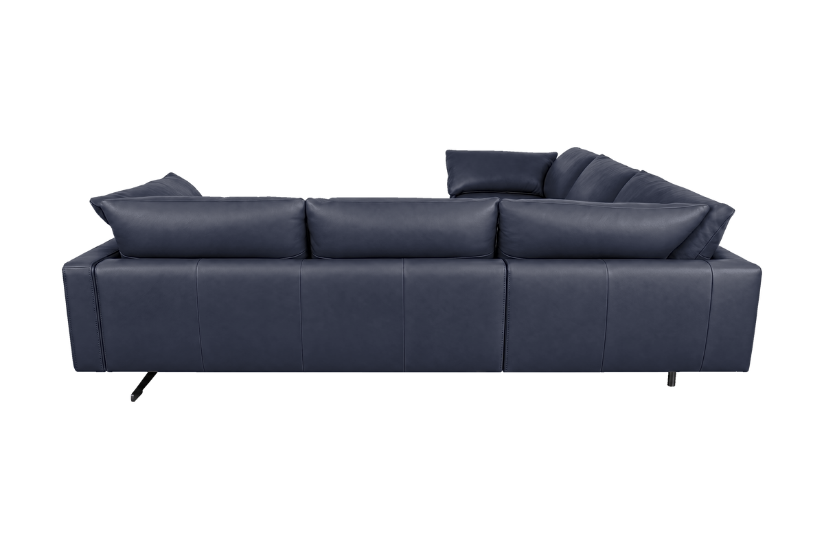 Oliver Sectional in Momo Midnight