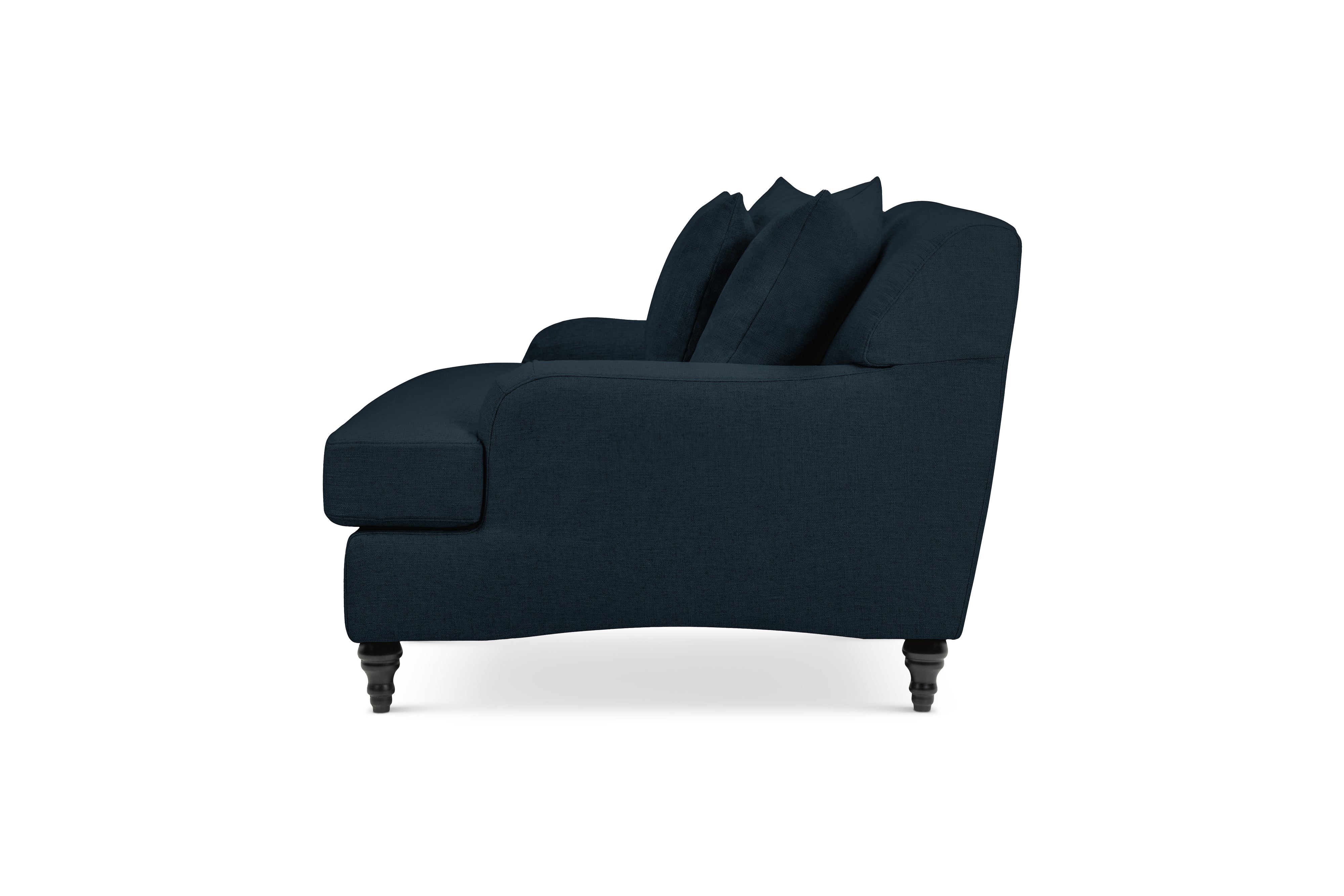 Senia Snuggle Chair