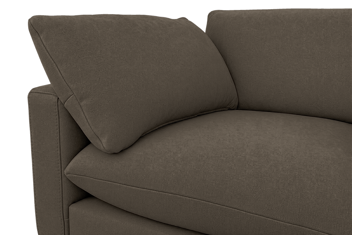 Oliver Sectional in Fresco Cos