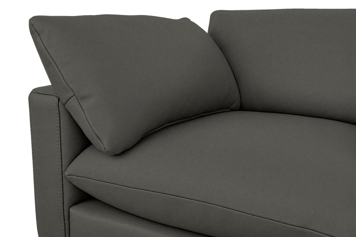 Oliver Sectional in Felix Lola