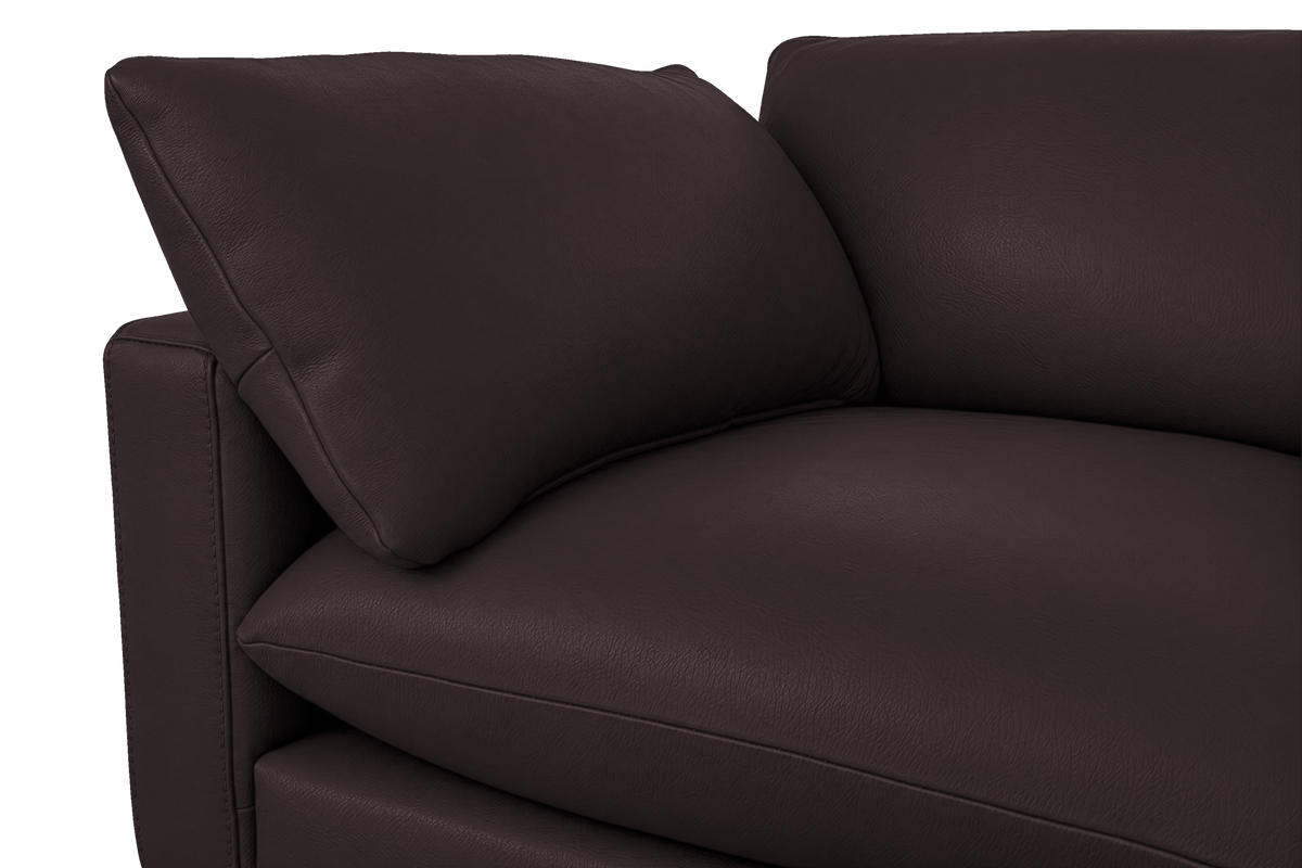 Oliver Sectional in Momo Rollie