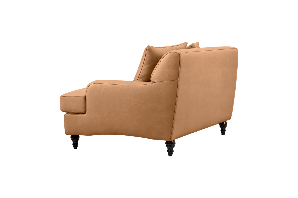 Senia Cuddle Chair in Dante Les Yeux
