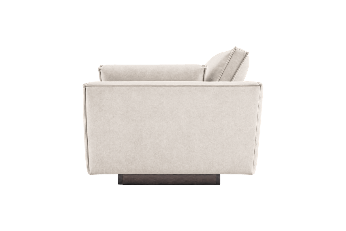 Stanley Armchair in Fresco Milky