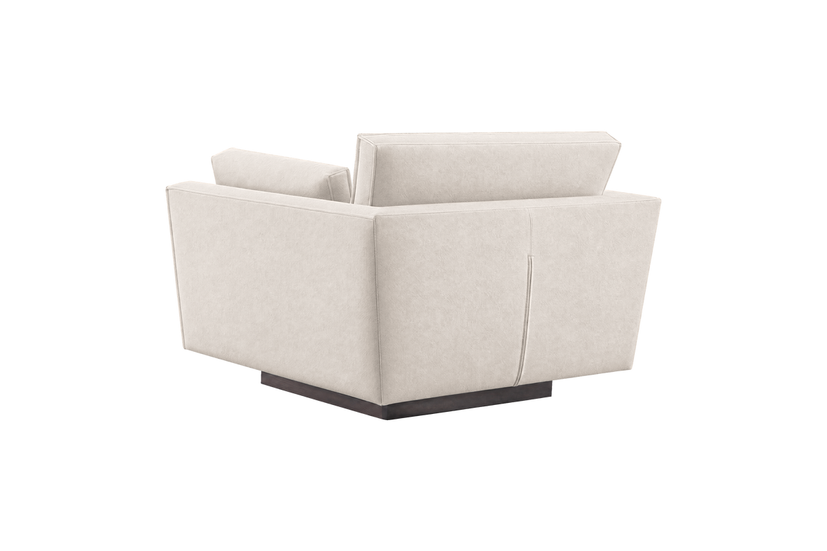 Stanley Armchair in Fresco Milky