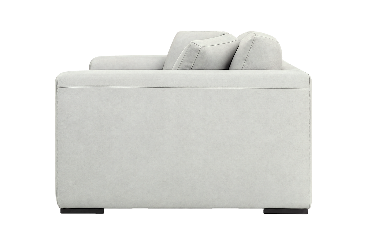Caro Medium Sofa in Felix Milky