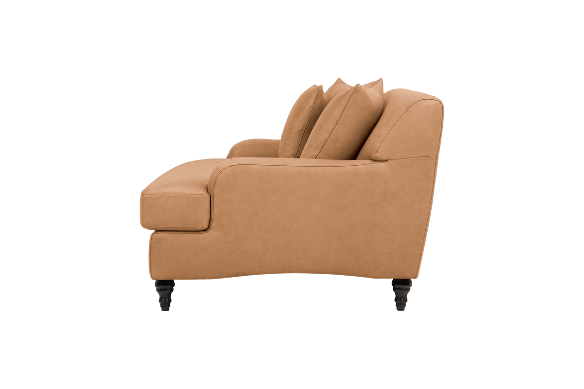 Senia Cuddle Chair in Marfa Les Yeux