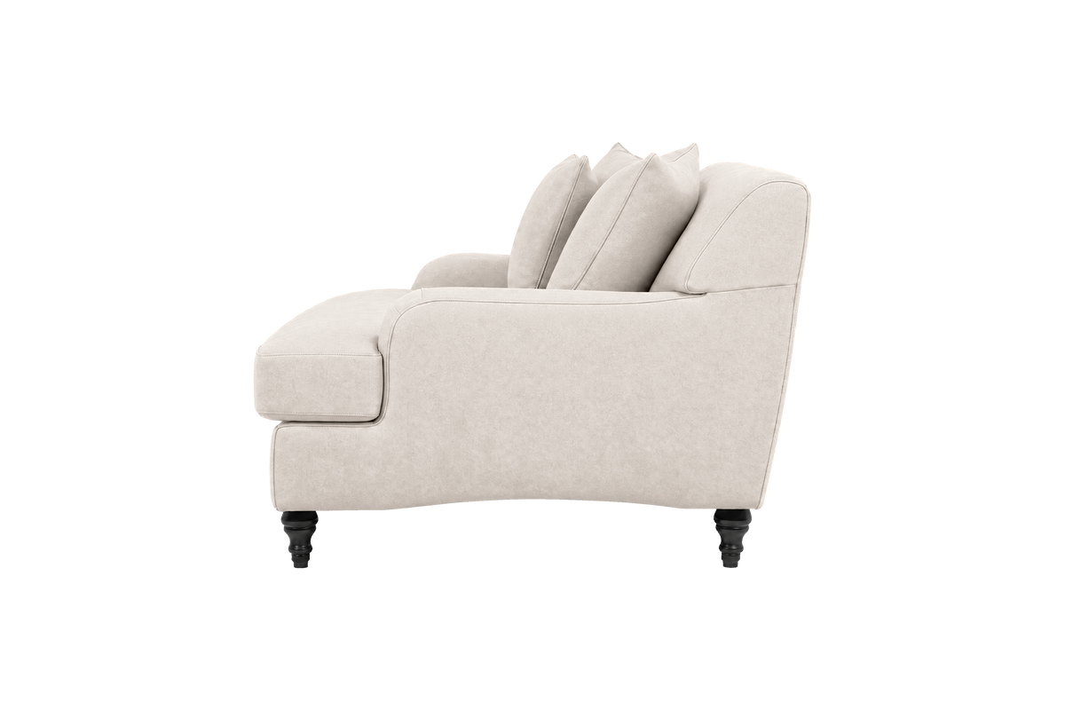 Senia Cuddle Chair in Fresco Milky