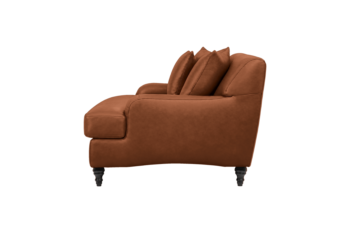 Senia Cuddle Chair in Momo Porto