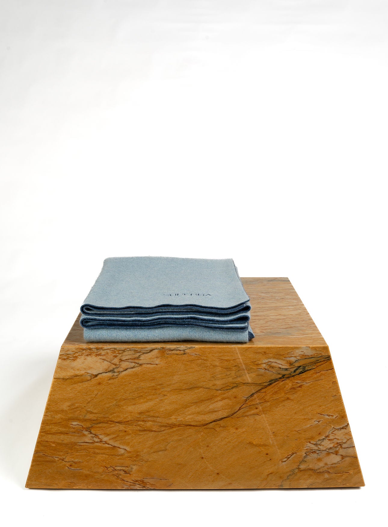 Riva Small Cashmere Throw