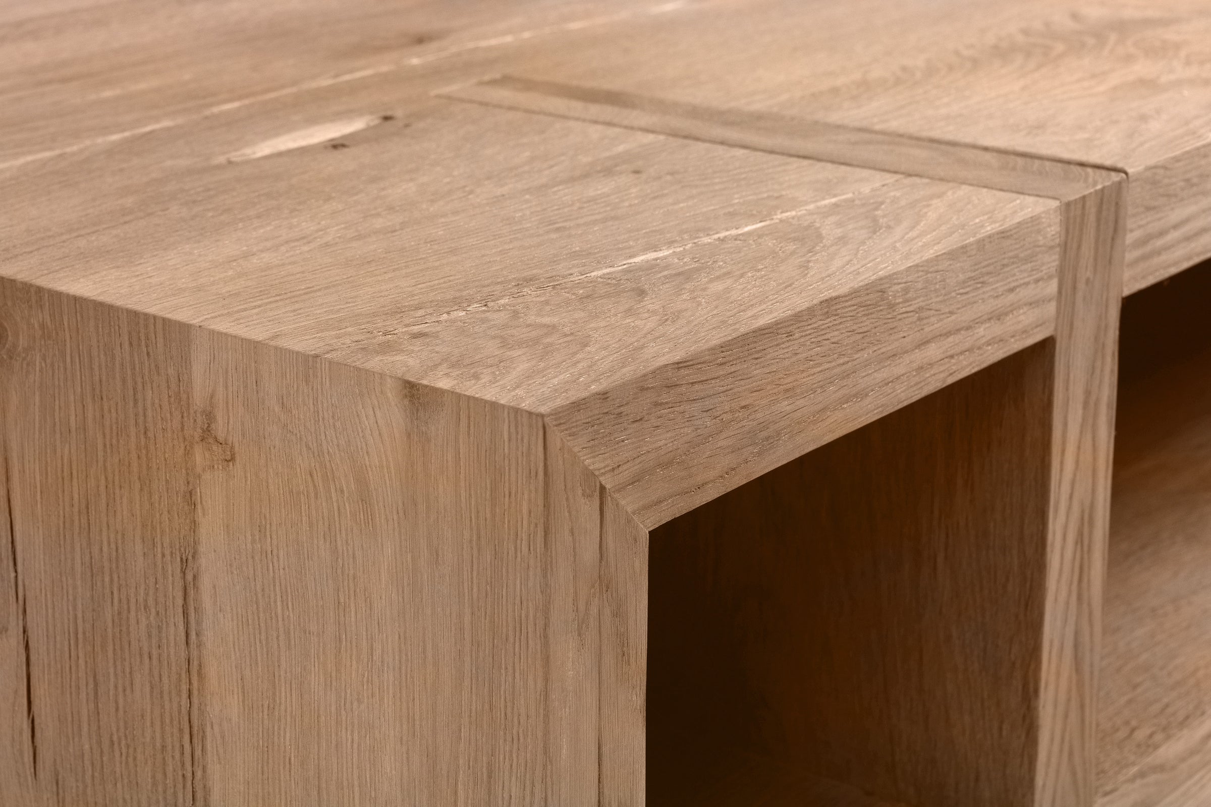 Stan Coffee Table